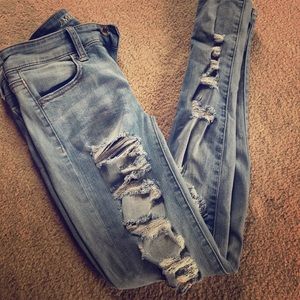 JUNIORS- Front & back distressed skinny jeans